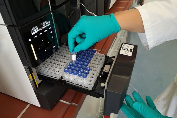PFAS_Untersuchung.jpg